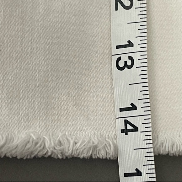 American Eagle White Jean Skirt – Super Stretch – Fringed Hem – Size 0 - Picture 10 of 10